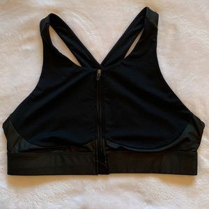 Fabletics No-bounce front zip bra size XXL